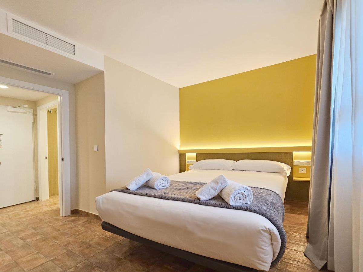Apartamentos Las Ciencias V Walencja Zewnętrze zdjęcie